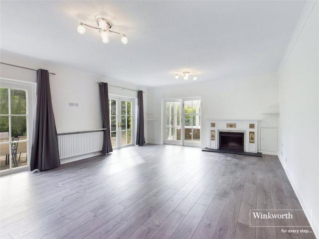 House for rent in Heronsgate, Batchworth