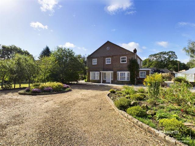 House for rent in Heronsgate, Batchworth