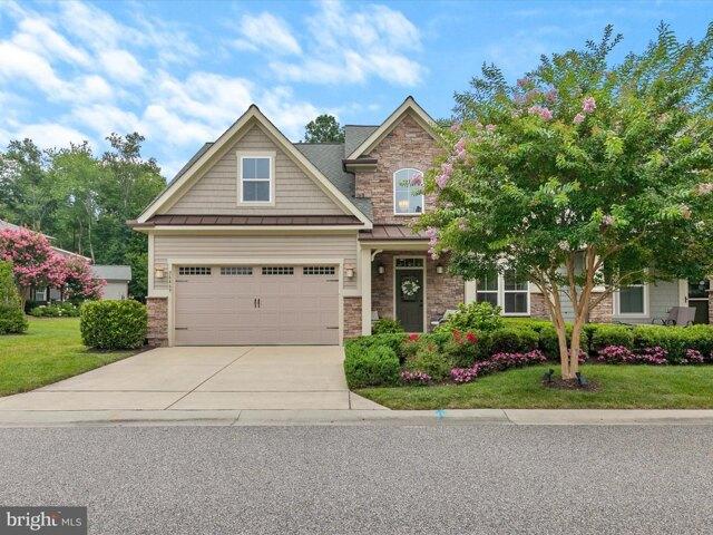 Condo for sale in Frankford