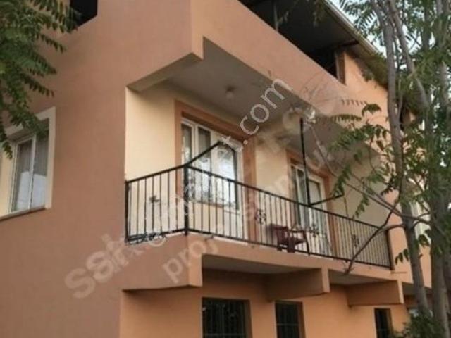 Hacıishak Mahallesi, Akhisar içerisinde satılık Bina