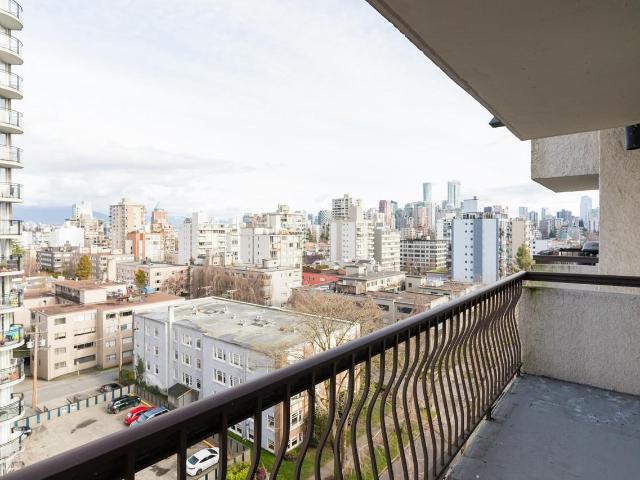 Apartment for rent in Denman Village, Vancouver