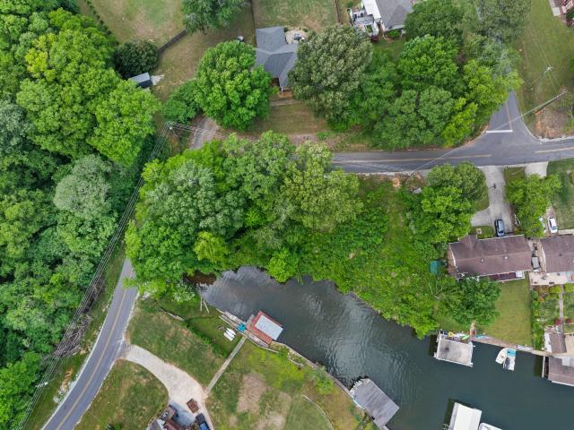 Land for sale in Alabama Shores, Muscle Shoals