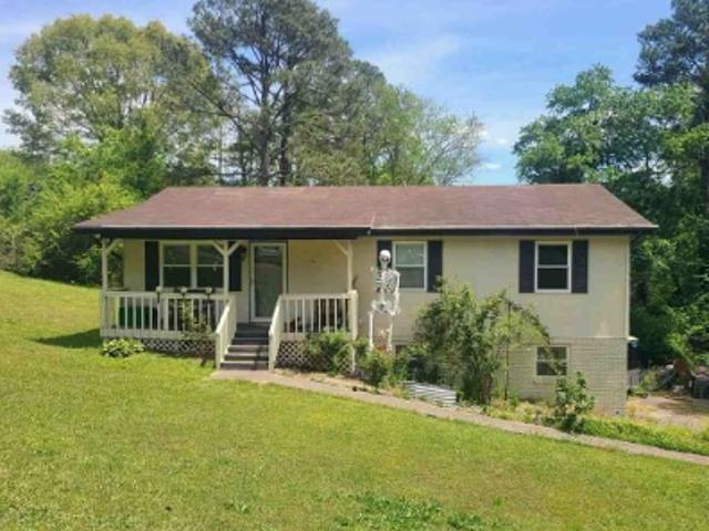 House for sale in Chickamauga, Georgia