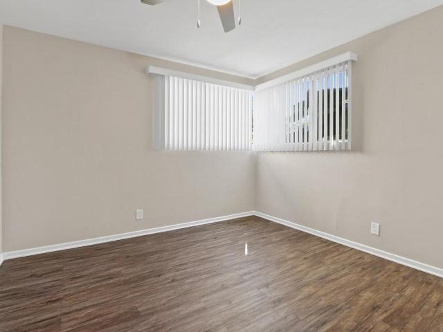 Apartment for rent in Beverly Hills
