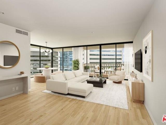 Condo for sale in Beverly Hills, California