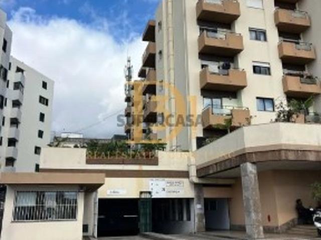Garagem venda em Funchal, Ilha Da Madeira