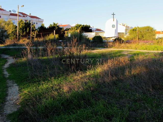 Terreno venda em Almada, Setúbal