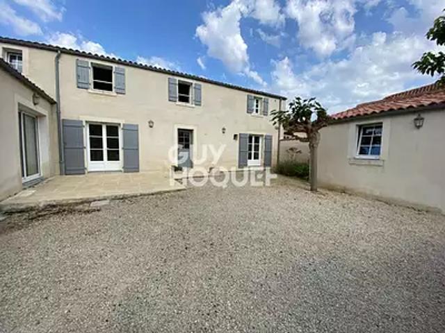Maison location à Doix, Doix-lès-Fontaines