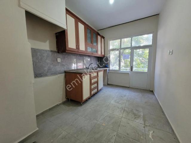 Özgürlük Mahallesi, Kepez içerisinde kiralık mülk