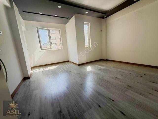 Özgürlük Mahallesi, Kepez içerisinde kiralık mülk