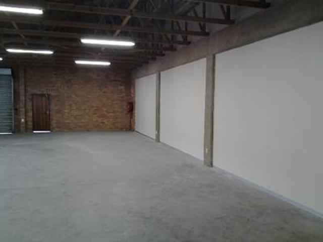 Commercial for rent in UMhlathuze Municipality, Kwazulu-natal