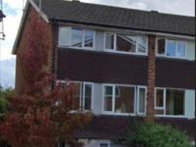 House for rent in Fole, Surrey