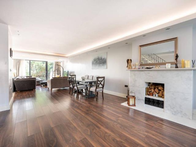 House for rent in Dudden Hill, Greater London