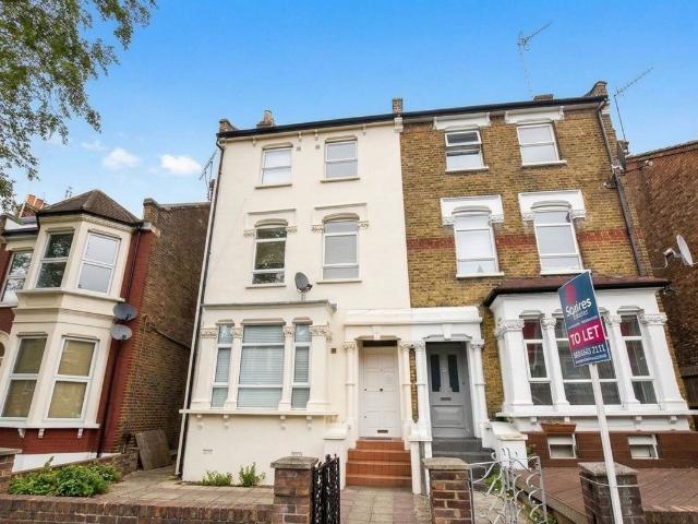 Studio for rent in Church End, Greater London