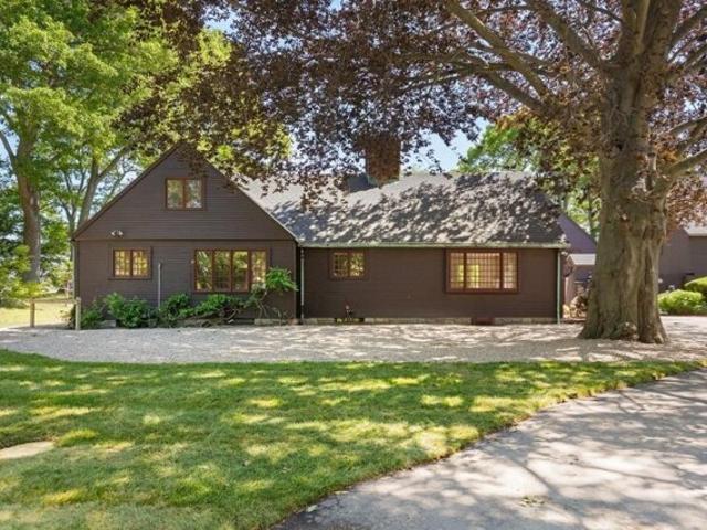 House for sale in Freshwater Cove Village, Gloucester