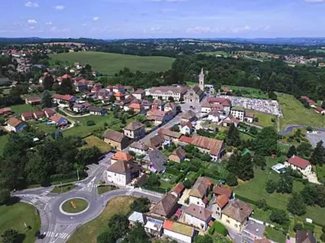 Terrain vente à La Tour-du-Pin, Dolomieu