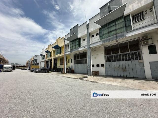 Warehouse for rent in Selayang, Selangor