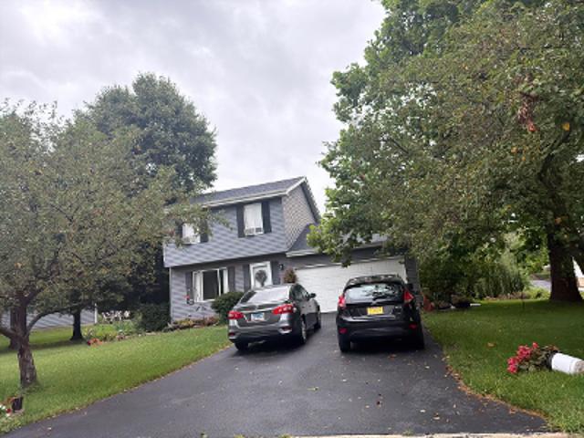 House for sale in Oswego, Illinois