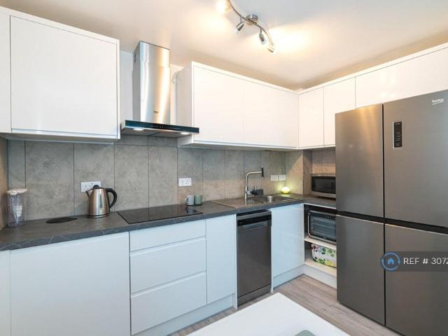 Apartment for rent in London Borough of Havering, Greater London