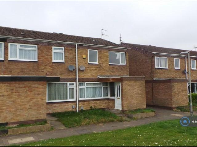 House for rent in Houghton Regis, Bedfordshire