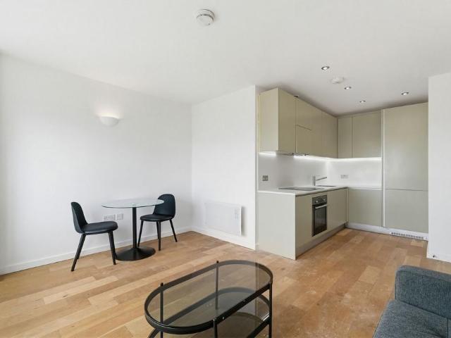 House for rent in Lower Halliford, Surrey