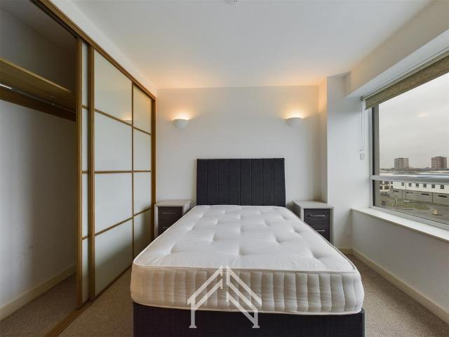 Studio for rent in Lower Halliford, Surrey