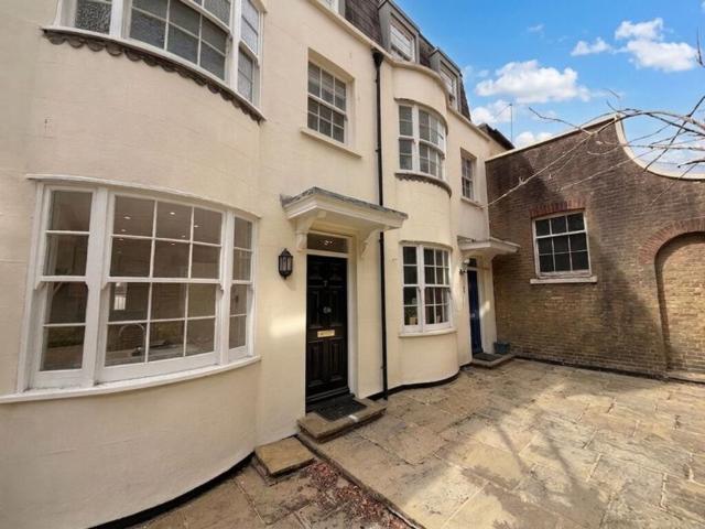 House for rent in Queen's Park, Brighton & Hove