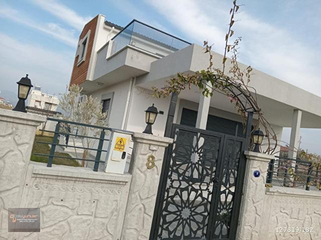Dikili, İzmir içerisinde satılık Villa