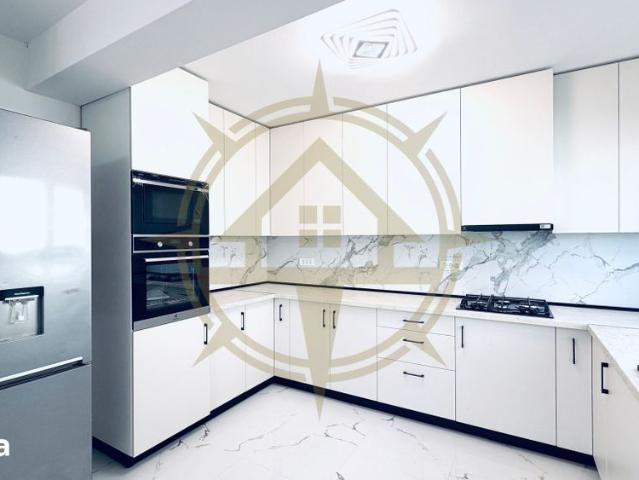 Casă închirieri în New Point Residence, Voluntari
