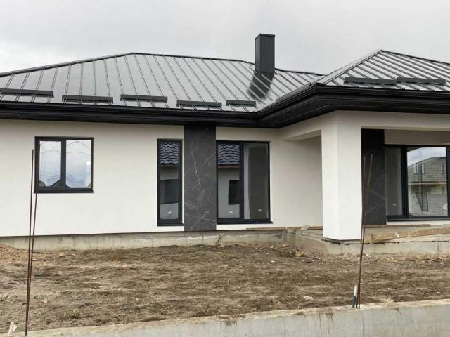 Дом продажа в Ровно