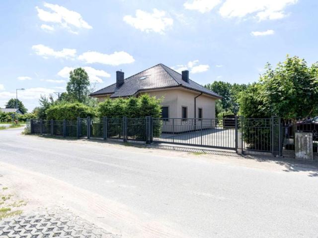 Dom na sprzedaż w Siekierki Wielkie, Wielkopolskie