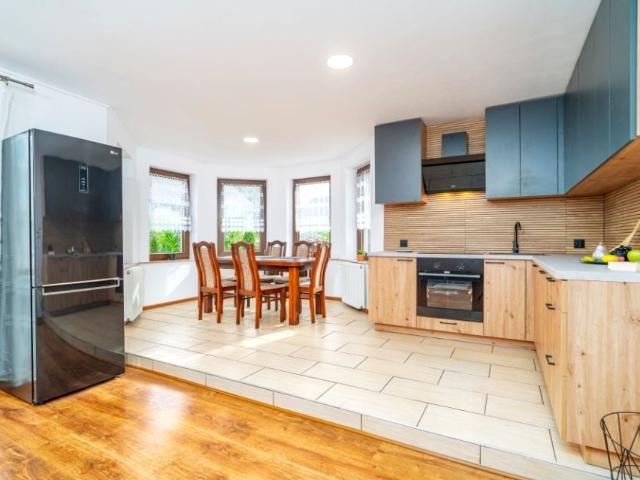 Dom na sprzedaż w Skarżysko-kamienna, Świętokrzyskie