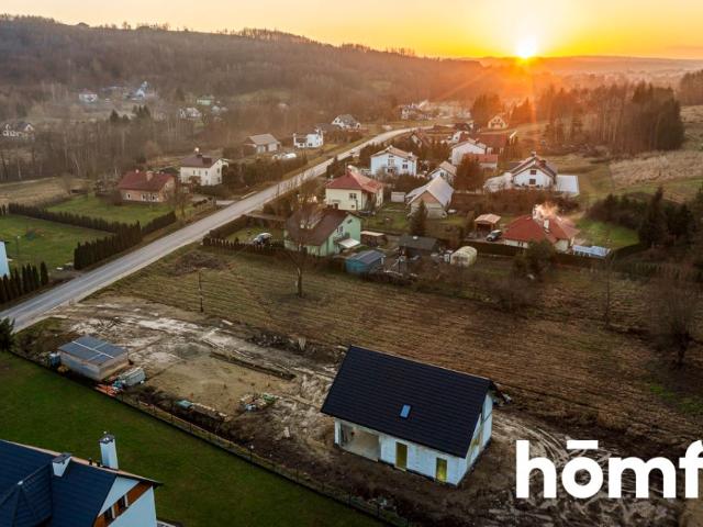 Dom na sprzedaż w Kielnarowa