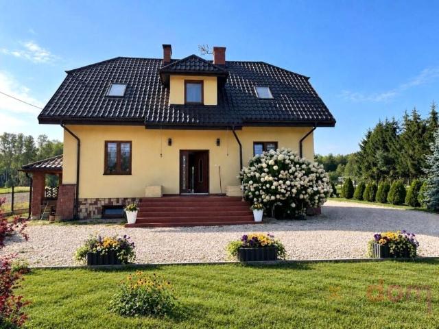 Dom na sprzedaż w Strawczyn, powiat kielecki