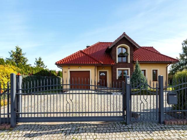 Dom na sprzedaż w Jasin, Wielkopolskie