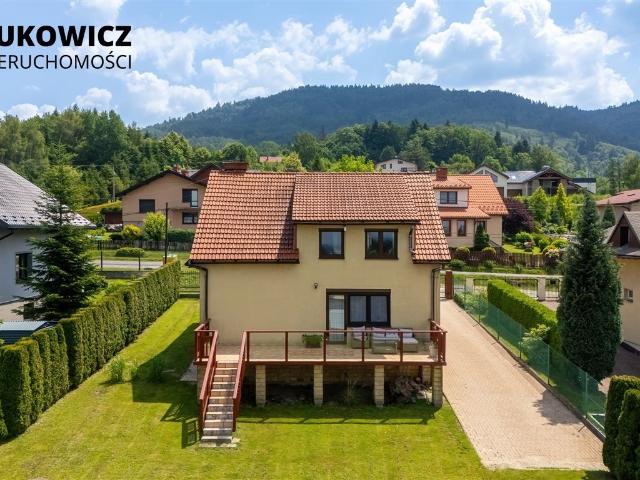Dom na sprzedaż w Kozy, Śląskie