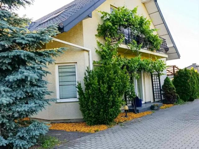 Dom na sprzedaż w Nowy Dwór Mazowiecki, Mazowieckie