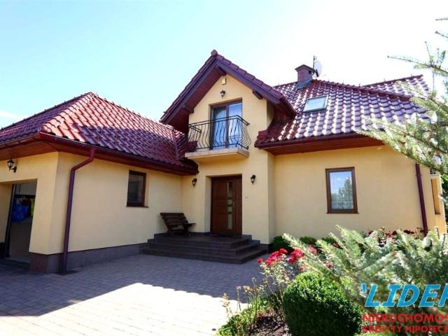 Dom na sprzedaż w Kozy, Śląskie