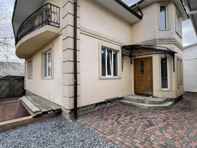 Дом продажа в Ровно