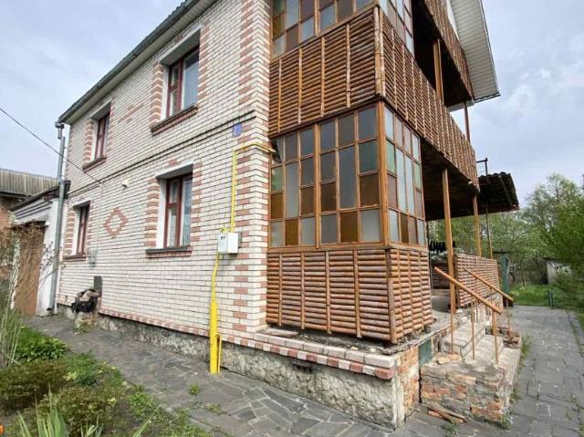 Дом продажа в Ровно