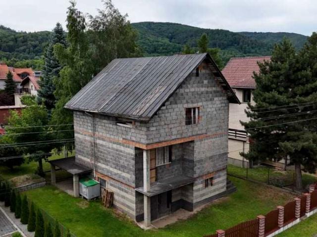 Dom na sprzedaż w Bielawa, Dolnośląskie