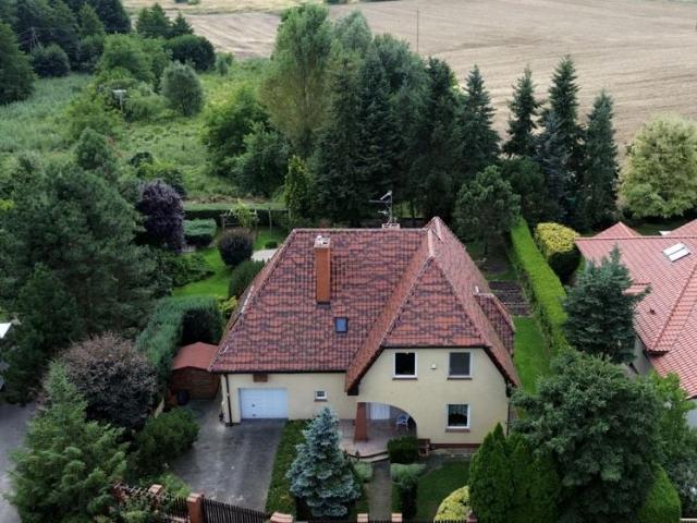 Dom na sprzedaż w Chyby, Wielkopolskie