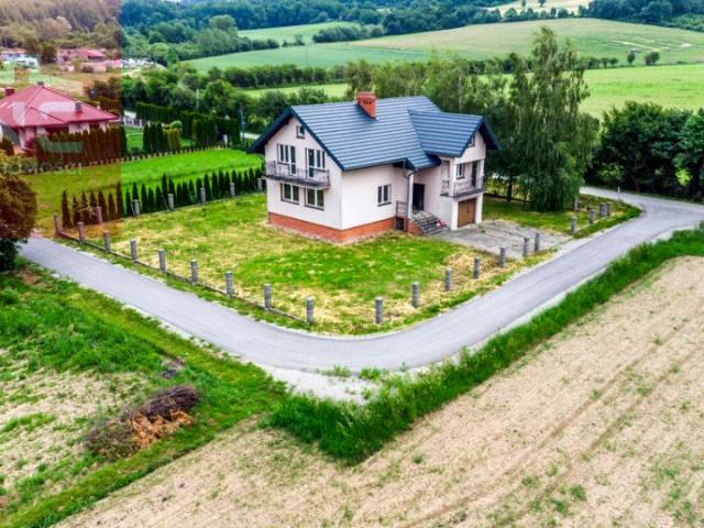 Dom na sprzedaż w Sękowa, Małopolskie