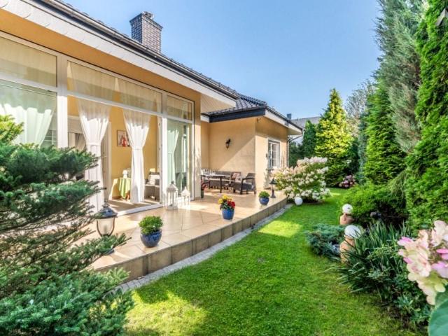 Dom na sprzedaż w Rumia, Pomorskie