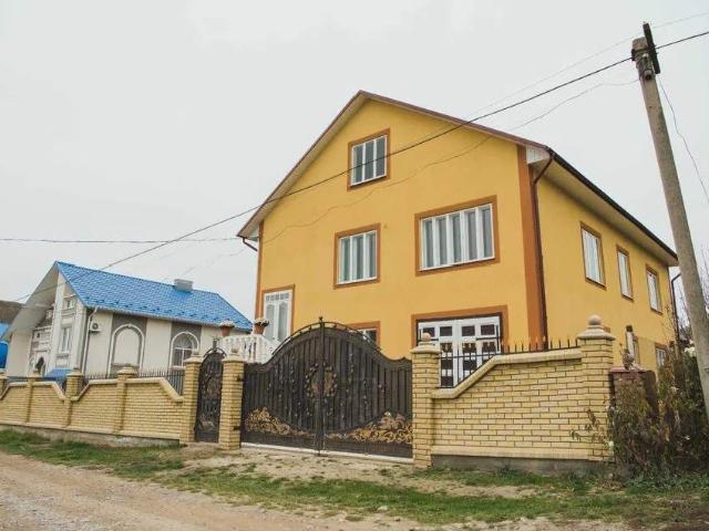 Дом продажа в Заставне