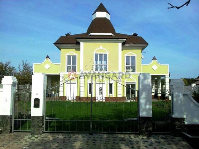 Дом продажа в Леськах
