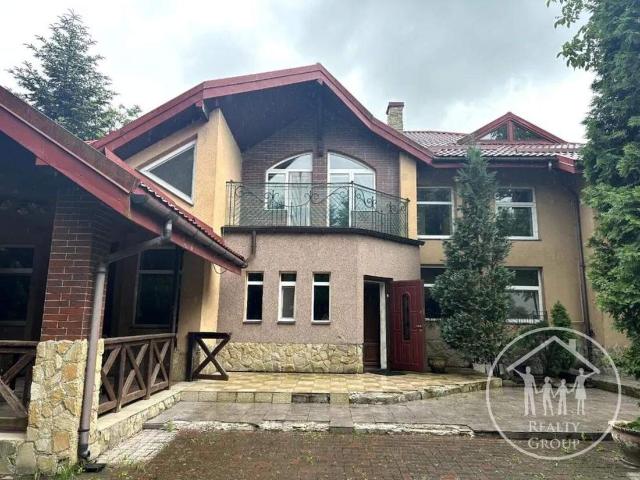 Дом аренда в Наварія, Львівський район