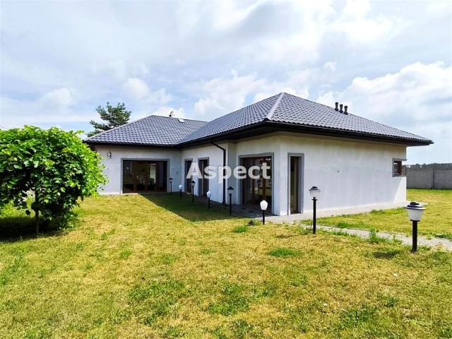 Dom na sprzedaż w Kowala, Świętokrzyskie