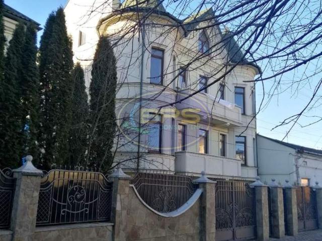 Дом продажа в Ивано-Франковске