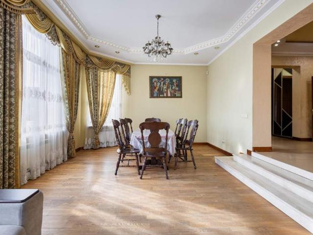 Дом продажа в Львовская, Лапаевке
